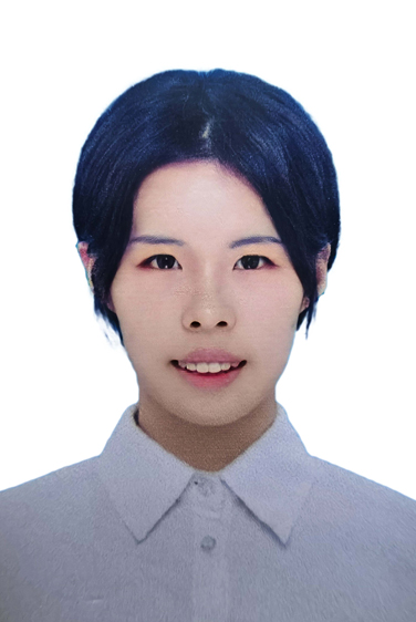 姜忆雯